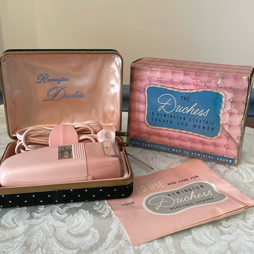 1955 The Duchess Remington electric shaver for women
